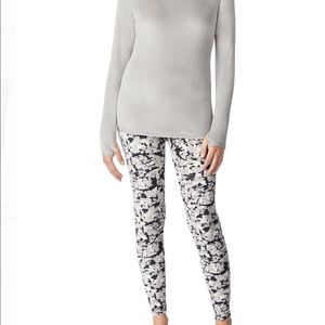 2pc Cuddl Duds ClimateRight Velour Top/Leggings